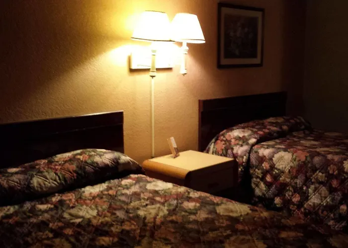 Silverbell Motel 2*