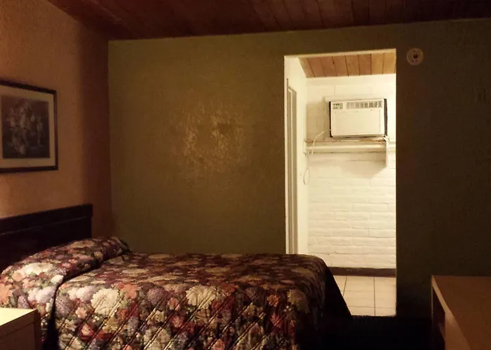Silverbell Motel